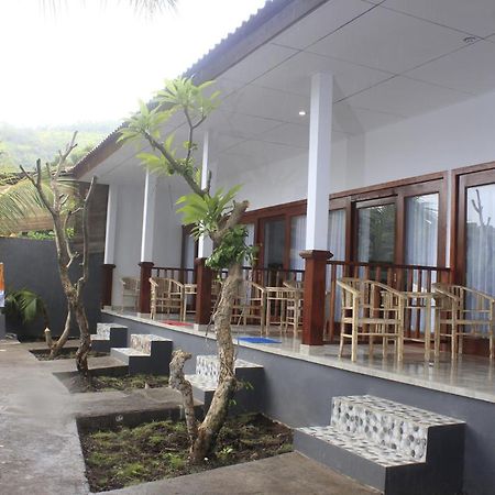 Teman Teman Bungalows 1 Амед Екстер'єр фото